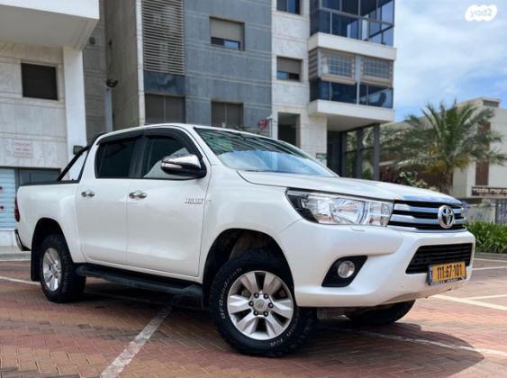 טויוטה היילקס 4X4 4X4 Adventure דאבל קבינה אוט' דיזל 2.4 (150 כ''ס) דיזל 2017 למכירה בקרית ביאליק