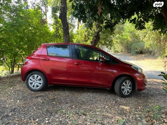 טויוטה יאריס Style אוט' 1.3 (99 כ"ס) בנזין 2013 למכירה בציפורי