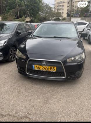 מיצובישי לנסר ספורטבק Sport אוט' 5 דל' 1.8 (140 כ"ס) בנזין 2009 למכירה בהרצליה
