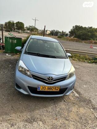 טויוטה יאריס Sol אוט' 1.3 (99 כ"ס) בנזין 2013 למכירה בכפר יונה