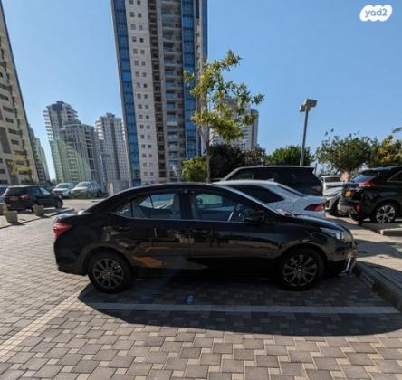 טויוטה קורולה GLI-FL אוט' 1.6 (132 כ''ס) [2013-2016] בנזין 2015 למכירה בנתניה