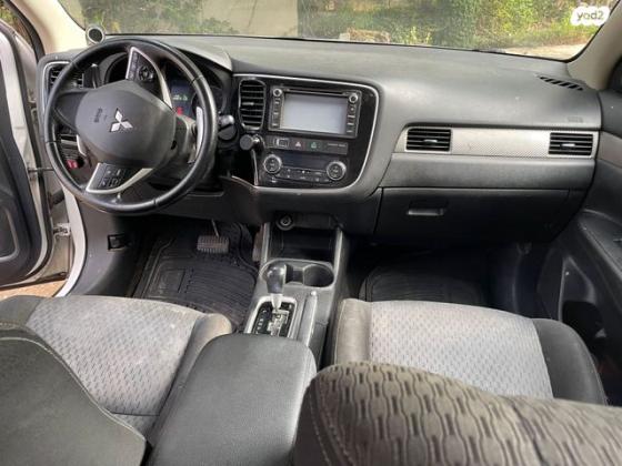מיצובישי אאוטלנדר Instyle אוט' 5 מק' 2.0 (150 כ"ס) בנזין 2014 למכירה במכמורת