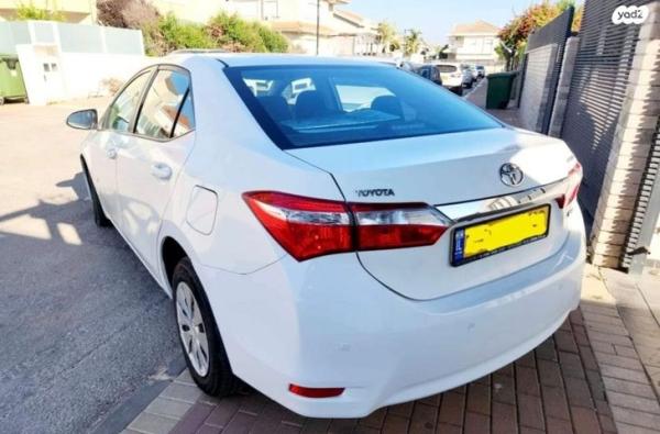 טויוטה קורולה GLI אוט' 1.6 (124 כ''ס) בנזין 2013 למכירה בעפולה