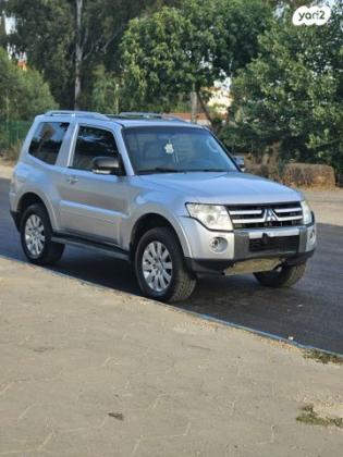 מיצובישי פג'רו קצר 4X4 Limited אוט' דיזל 5 מק' 3.2 (200 כ''ס) דיזל 2009 למכירה בקרית שמונה