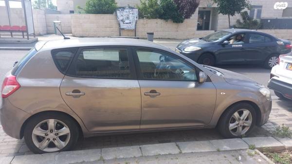 קיה סיד / CEED EX אוט' 1.6 (126 כ''ס) בנזין 2011 למכירה בחריש