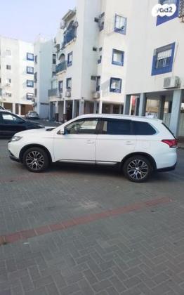 מיצובישי אאוטלנדר Premium אוט' 7 מק' 2.0 (150 כ''ס) בנזין 2017 למכירה באשדוד