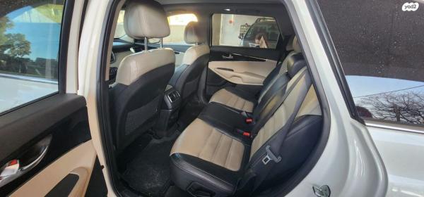 קיה סורנטו EX אוט' 7 מק' 2.4 (188 כ"ס) בנזין 2017 למכירה בנתניה