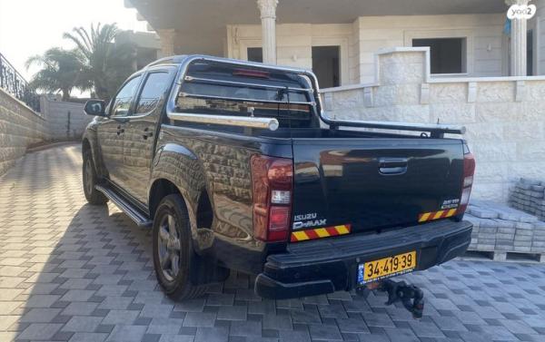 איסוזו 4X4 D-MAX 4X4 LS דאבל קבינה אוט' דיזל 2.5 (163 כ''ס) דיזל 2016 למכירה במעלה עירון
