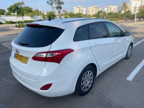 יונדאי i30CW a בנזין 2014 למכירה ברחובות