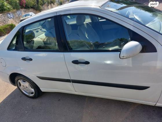 פורד פוקוס LX סדאן אוט' 1.6 (102 כ''ס) בנזין 2005 למכירה באריאל
