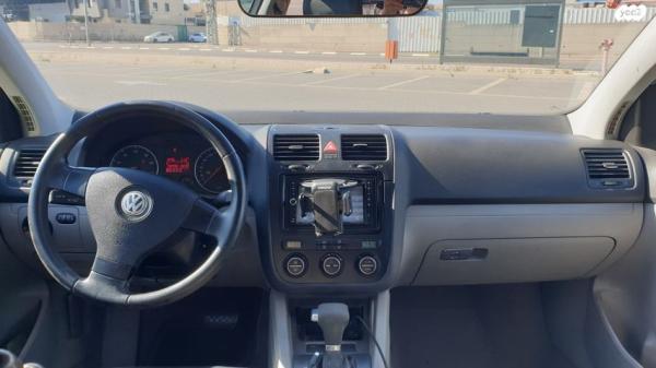 פולקסווגן גולף Trendline אוט' 5 דל' 1.6 (102 כ''ס) בנזין 2006 למכירה באשקלון