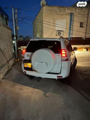 טויוטה לנד קרוזר קצר 4X4 Luxury אוט' דיזל 3.0 (190 כ''ס) דיזל 2015 למכירה בעין מאהל