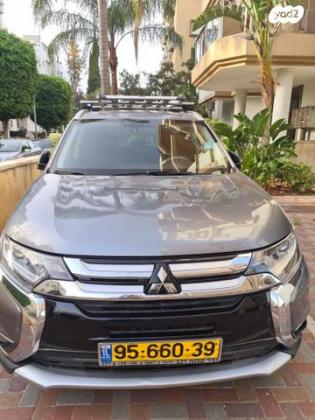 מיצובישי אאוטלנדר Instyle אוט' 7 מק' 2.0 (150 כ"ס) בנזין 2017 למכירה בחולון