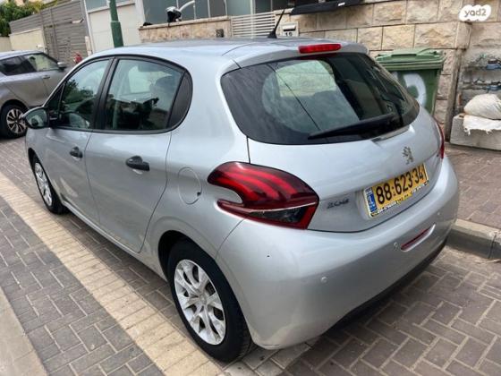 פיג'ו 208 Access אוט' 1.2 (110 כ"ס) בנזין 2016 למכירה בהרצליה