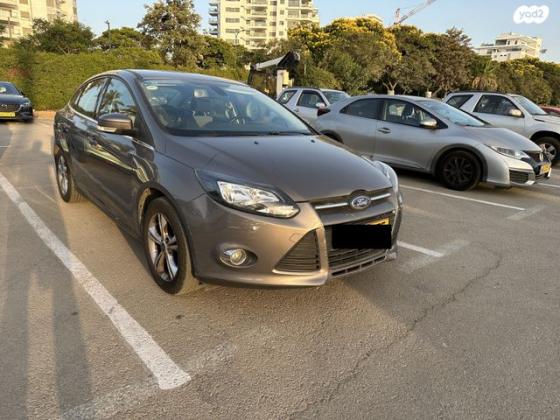 פורד פוקוס Sport הצ'בק אוט' 1.6 (125 כ"ס) בנזין 2012 למכירה בתל אביב יפו