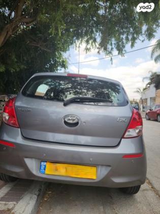יונדאי i20 Insight ידני 1.2 (85 כ"ס) בנזין 2013 למכירה באורנית