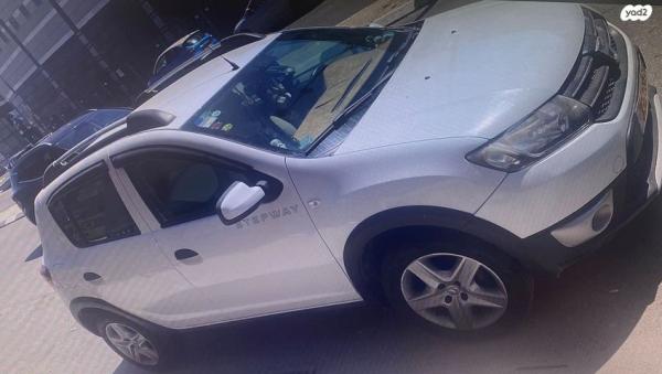 דאצ'יה סנדרו Laureate אוט' בנזין 0.9 (90 כ''ס) בנזין 2016 למכירה בבאר שבע