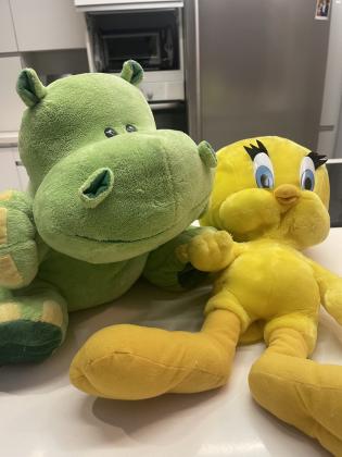 2 בובות גדולות טוויטי בצבע