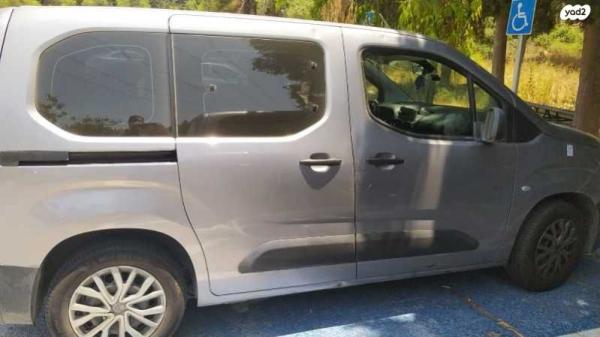 סיטרואן ברלינגו דור 3 (2018 ואילך) Live ידני דיזל 5 מק' 1.5 (100 כ''ס) דיזל 2020 למכירה בעפולה