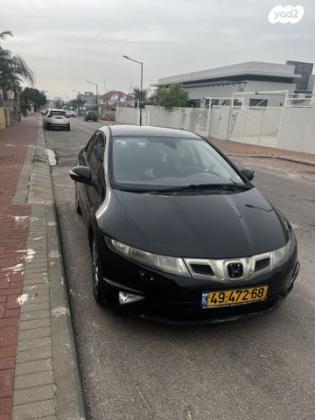 הונדה סיוויק האצ'בק החדשה Luxury אוט' 1.8 (140 כ''ס) בנזין 2009 למכירה בגן יבנה