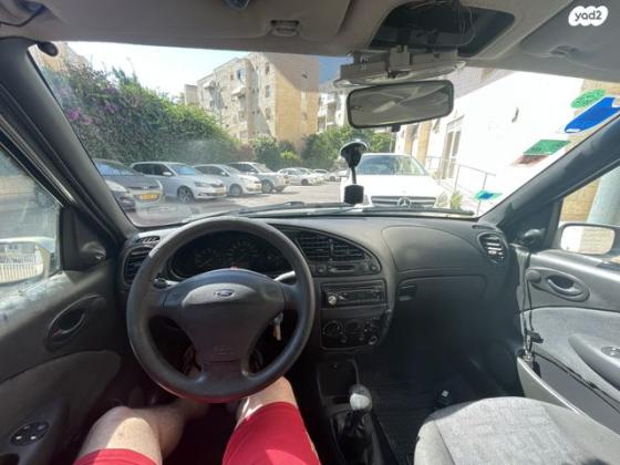 פורד פיאסטה GLX ידני 1.3 (60 כ''ס) בנזין 2002 למכירה בירושלים