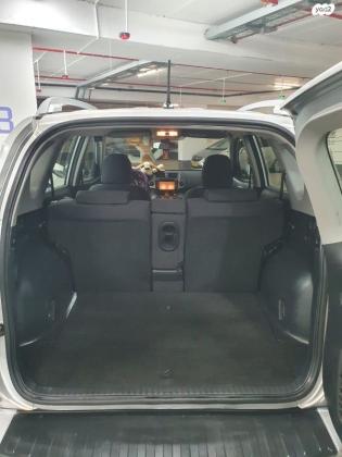 טויוטה RAV4 ארוך 4X4 GLI אוט' 2.0 (158 כ''ס) בנזין 2011 למכירה בחריש