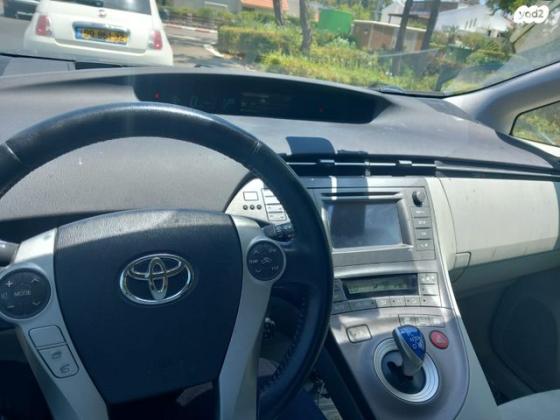 טויוטה פריוס GLI הייבריד אוט' 1.8 (99 כ"ס) בנזין 2014 למכירה באשדוד