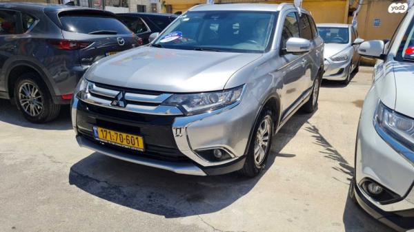 מיצובישי אאוטלנדר Intense אוט' 7 מק' 2.0 (150 כ"ס) בנזין 2018 למכירה בירושלים