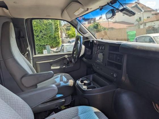 שברולט סוואנה ארוך Max סגור אוט' דיזל 4.5 טון 2.8 (181 כ''ס) דיזל 2018 למכירה ברחובות