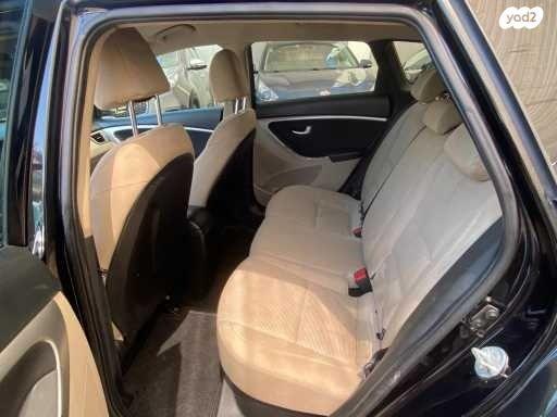 יונדאי i30 Inspire סטיישן אוט' 1.6 (135 כ"ס) בנזין 2014 למכירה בראשון לציון