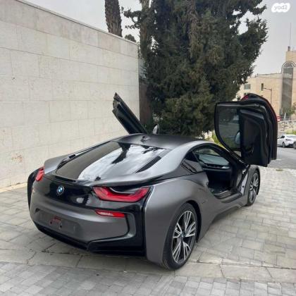 ב.מ.וו i8 4X4 Luxury קופה הייבריד אוט' 1.5 (362 כ"ס) היברידי חשמל / בנזין 2017 למכירה בירושלים