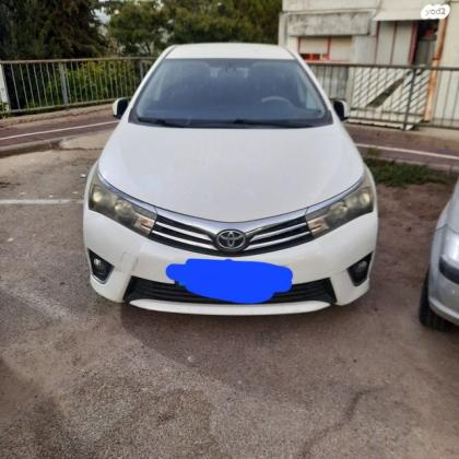 טויוטה קורולה GLI-FL אוט' 1.6 (132 כ''ס) [2013-2016] בנזין 2016 למכירה במעלות תרשיחא