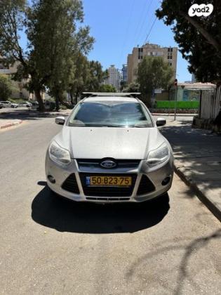 פורד פוקוס Trend סטיישן אוט' 1.6 (125 כ''ס) בנזין 2012 למכירה בנתניה