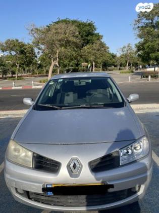 רנו מגאן דור 2 (2004-2010) EX אוט' 5 דל' 1.6 (110 כ''ס) בנזין 2008 למכירה בתל אביב יפו