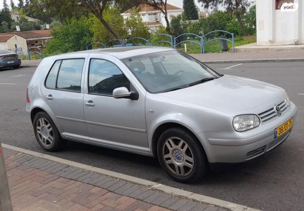 פולקסווגן גולף Comfortline אוט' 5 דל' 2.0 (115 כ''ס) בנזין 2001 למכירה בעפולה