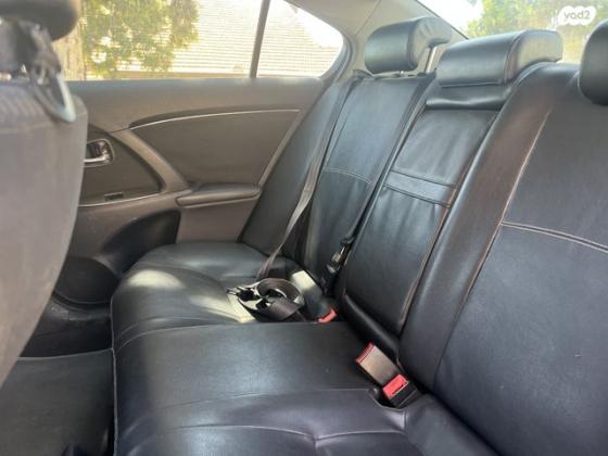 טויוטה אוונסיס אוט' 2.0 (152 כ"ס) [2009-2015] בנזין 2011 למכירה במחסיה