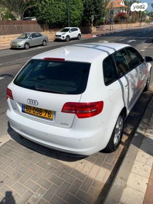 אאודי A3 Sportback אוט' 1.2 (105 כ''ס) בנזין 2011 למכירה בראשון לציון
