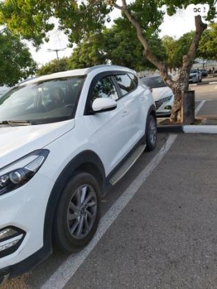 יונדאי טוסון Premium אוט' בנזין 2.0 (155 כ"ס) בנזין 2016 למכירה במסעדה