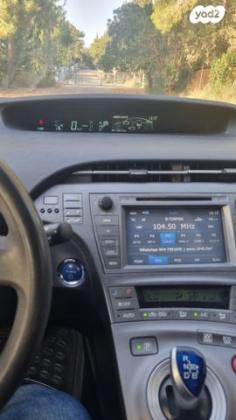 טויוטה פריוס GLI הייבריד אוט' 1.8 (99 כ"ס) בנזין 2013 למכירה בנהריה