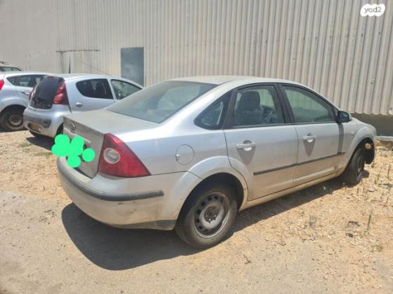 פורד פוקוס Trend סדאן אוט' 1.6 (100 כ''ס) בנזין 2007 למכירה בגבעת חיים מאוחד