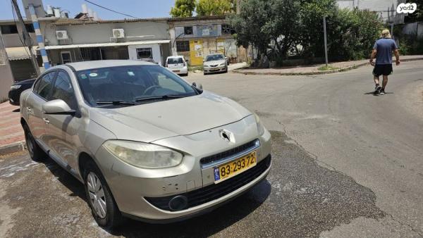 רנו פלואנס AU אוט' 1.6 (110 כ''ס) בנזין 2010 למכירה בתל מונד