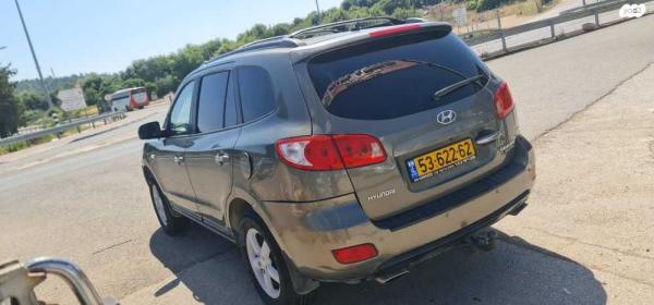 יונדאי סנטה פה 4X4 Executive אוט' בנזין 5 מק' 2.7 (189 כ''ס) בנזין 2007 למכירה במירון