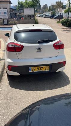 קיה ריו LX הצ'בק אוט' 1.4 (109 כ''ס) בנזין 2015 למכירה ברחובות