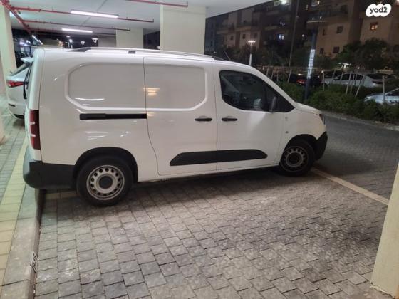 סיטרואן ברלינגו דור 3 (2018 ואילך) Maxi ידני דיזל 3 מק' 1.5 (100 כ''ס) דיזל 2022 למכירה בחיפה