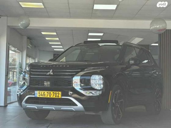מיצובישי אאוטלנדר 4X4 Luxury אוט' 7 מק' 2.5 (181 כ"ס) בנזין 2021 למכירה בראשון לציון