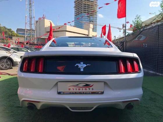 פורד מוסטנג Fastback V6 קופה אוט' 3.7 (300 כ"ס) בנזין 2018 למכירה בפתח תקווה