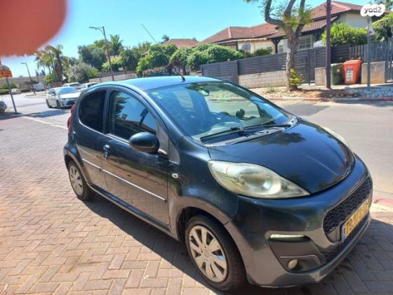 פיג'ו 107 Active אוט' 1.0 (68 כ''ס) בנזין 2013 למכירה בבת חפר