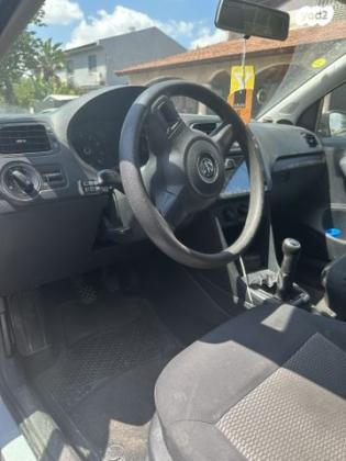 פולקסווגן פולו Trendline ידני 5 דל' 1.4 (85 כ"ס) בנזין 2011 למכירה בעפולה