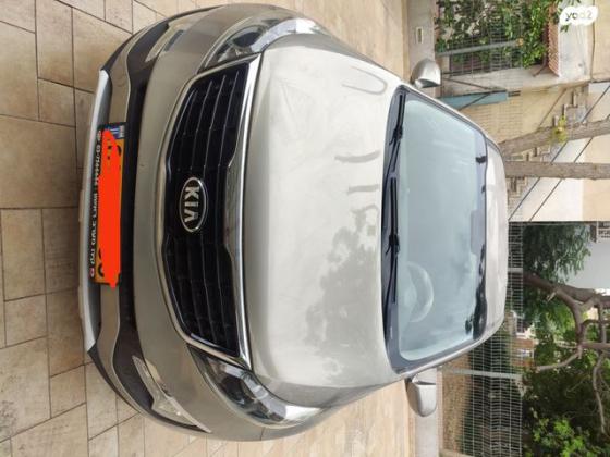 קיה ספורטז' Urban אוט' 2.0 (166 כ''ס) בנזין 2016 למכירה בחולון