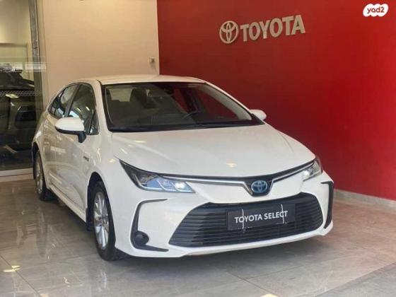 טויוטה קורולה Style SF אוט' סדאן 1.8 (132 כ"ס) בנזין 2022 למכירה בעפולה